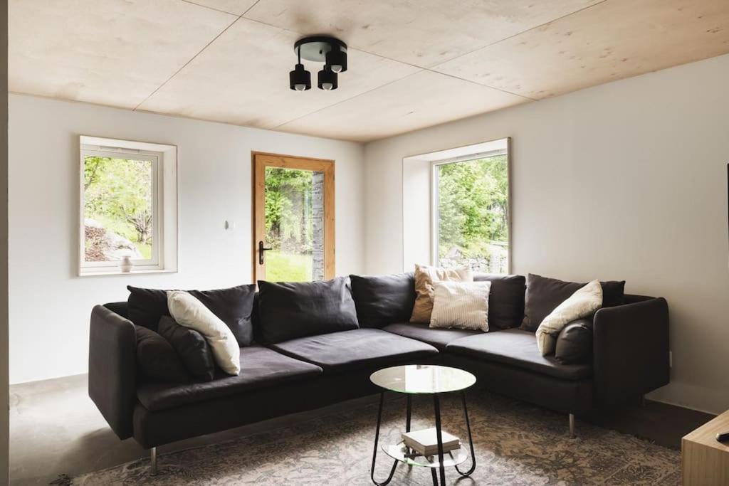 Cozy Villa In Bomlo エクステリア 写真